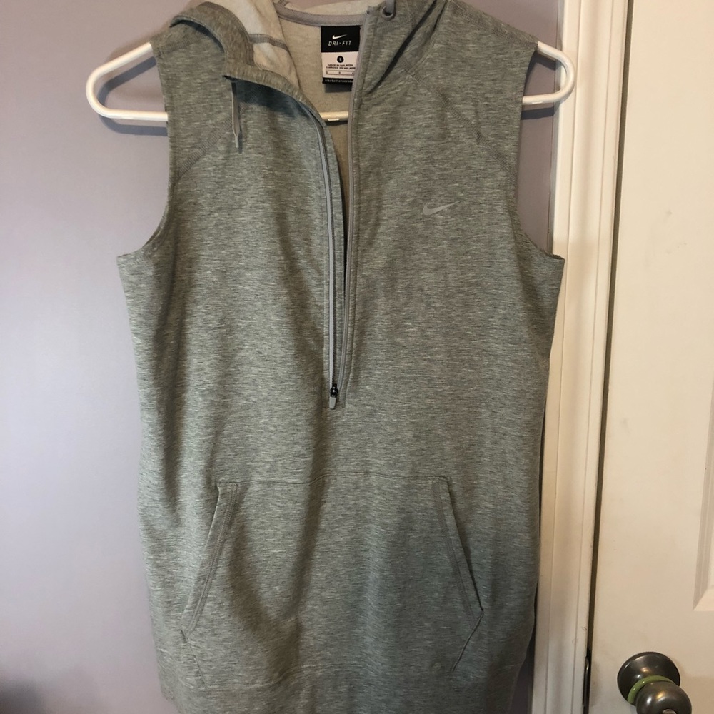 NWOT NIKE Dry-Fit half zip pullover